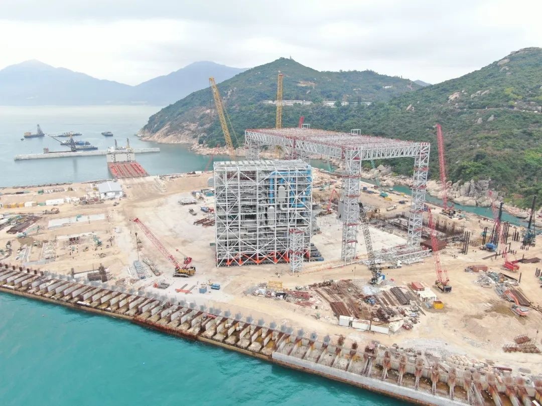 香港综合废物管理设施一期项目首个机电设备预组件顺利安装——机电组件设备建设迎来里程碑节点